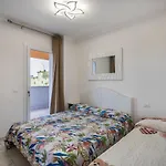 Planet 304 Apartment *